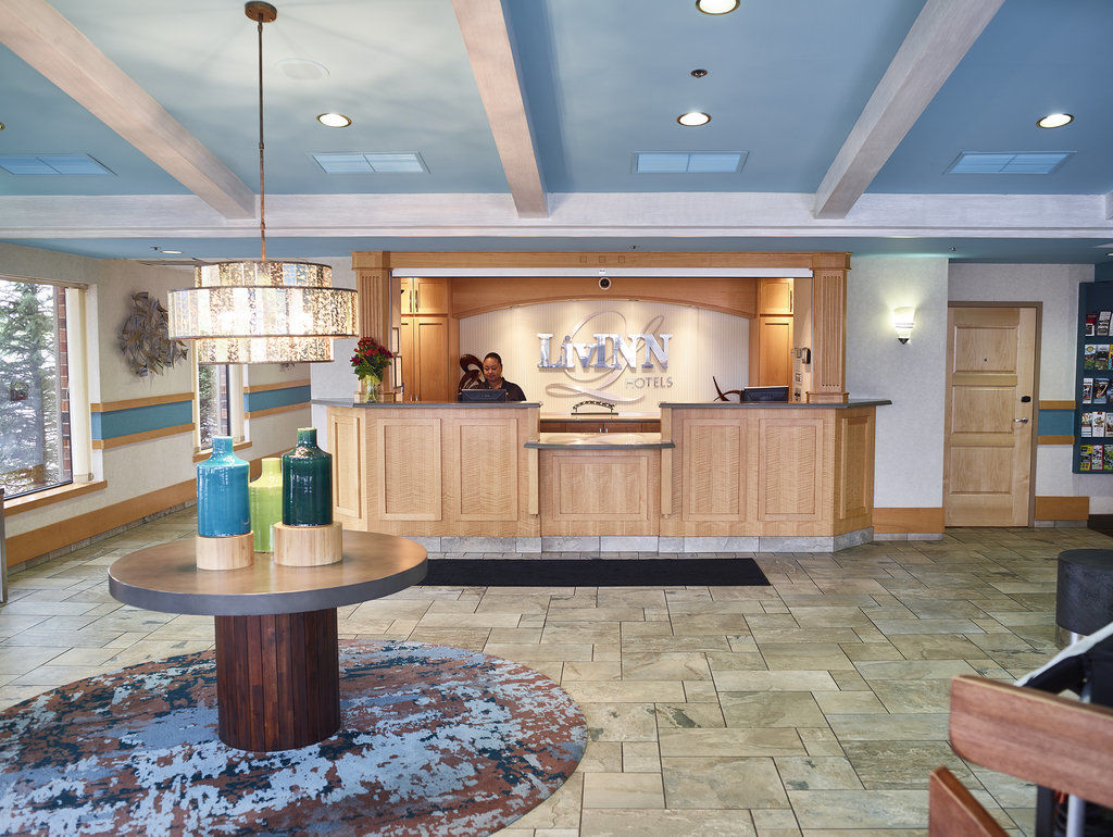 Ramada By Wyndham Plymouth Hotel & Conference Center Dış mekan fotoğraf